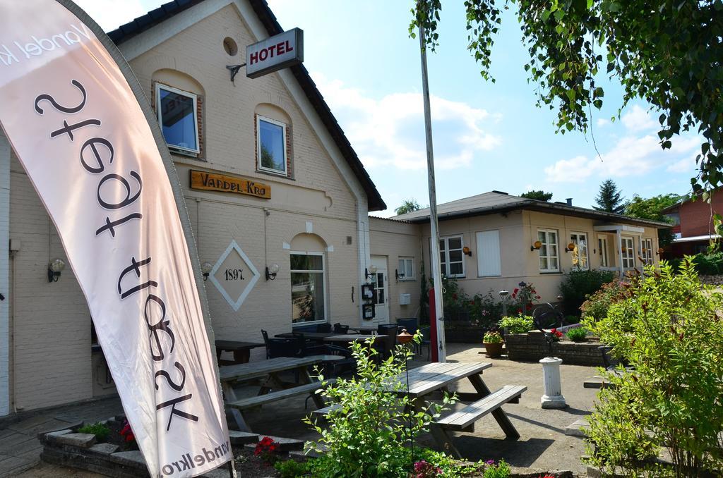 Vandel Hotel - Bed & Breakfast Billund Extérieur photo
