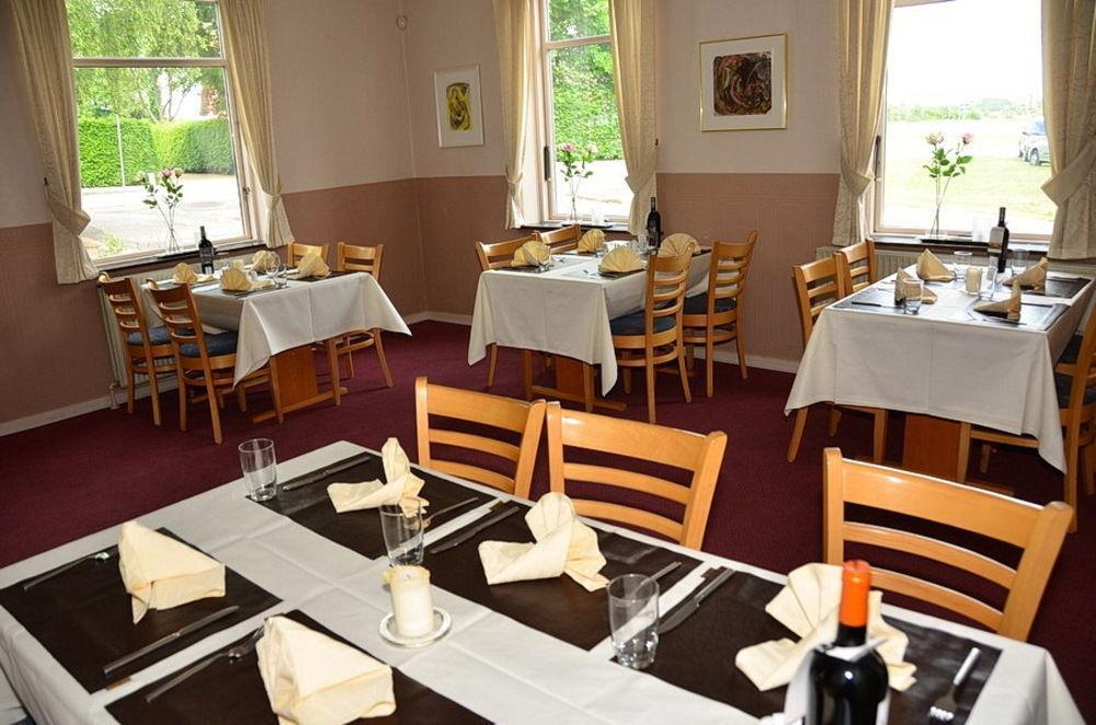 Vandel Hotel - Bed & Breakfast Billund Extérieur photo