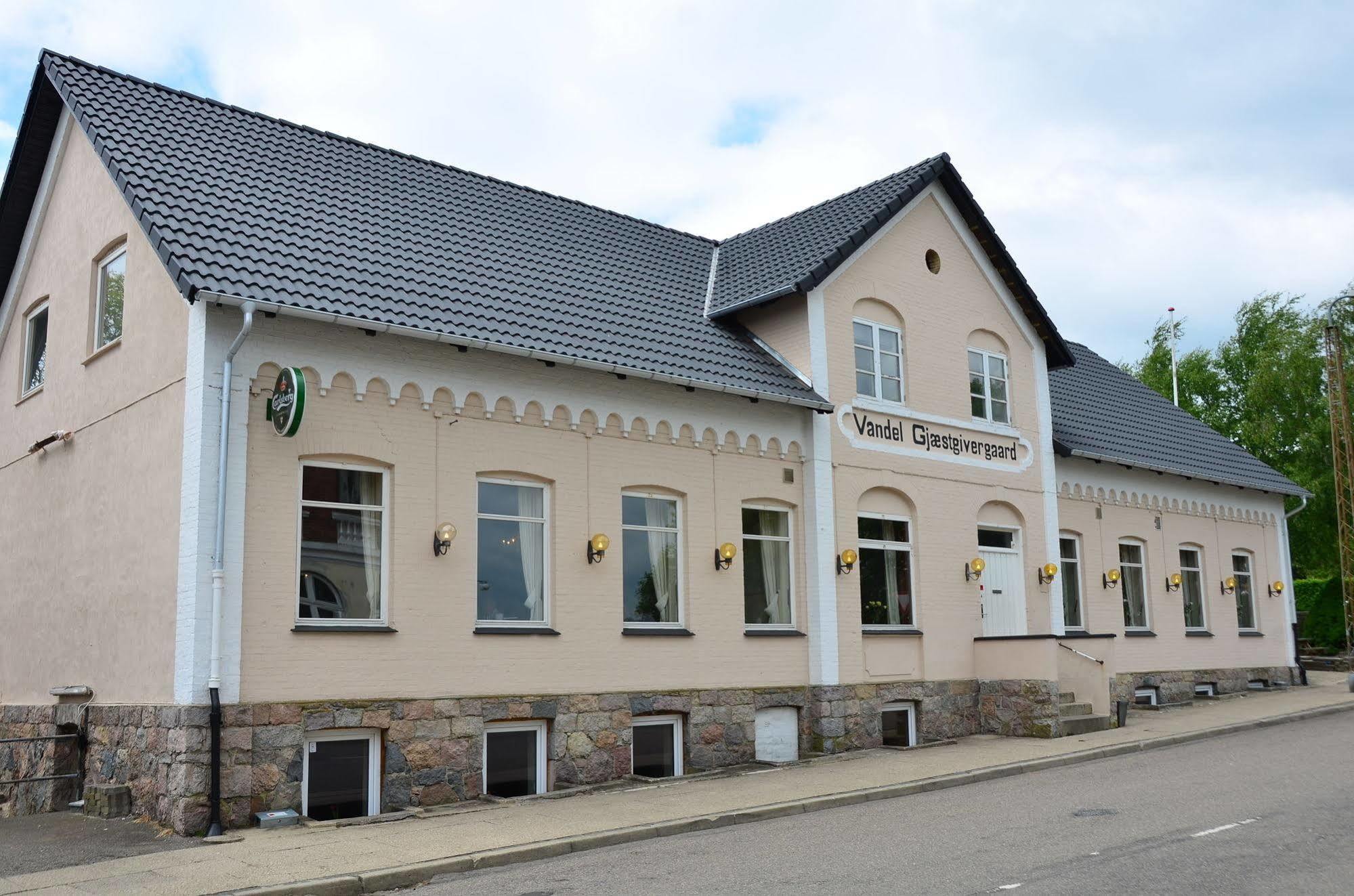 Vandel Hotel - Bed & Breakfast Billund Extérieur photo