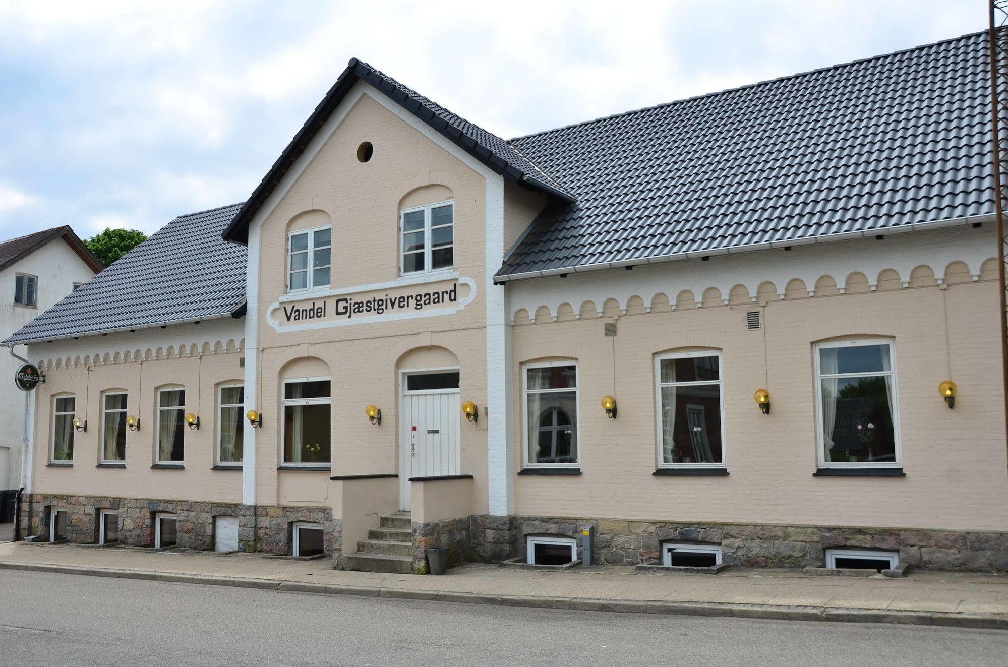 Vandel Hotel - Bed & Breakfast Billund Extérieur photo
