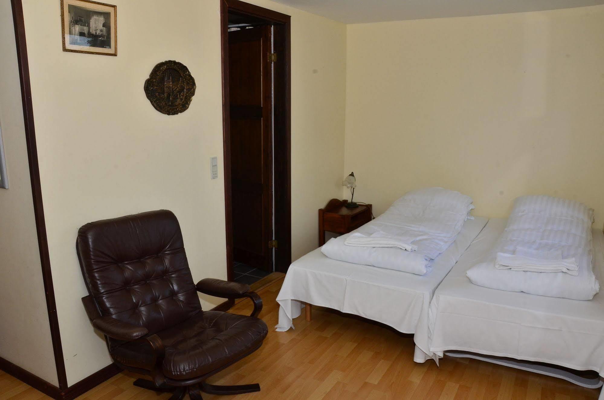 Vandel Hotel - Bed & Breakfast Billund Extérieur photo